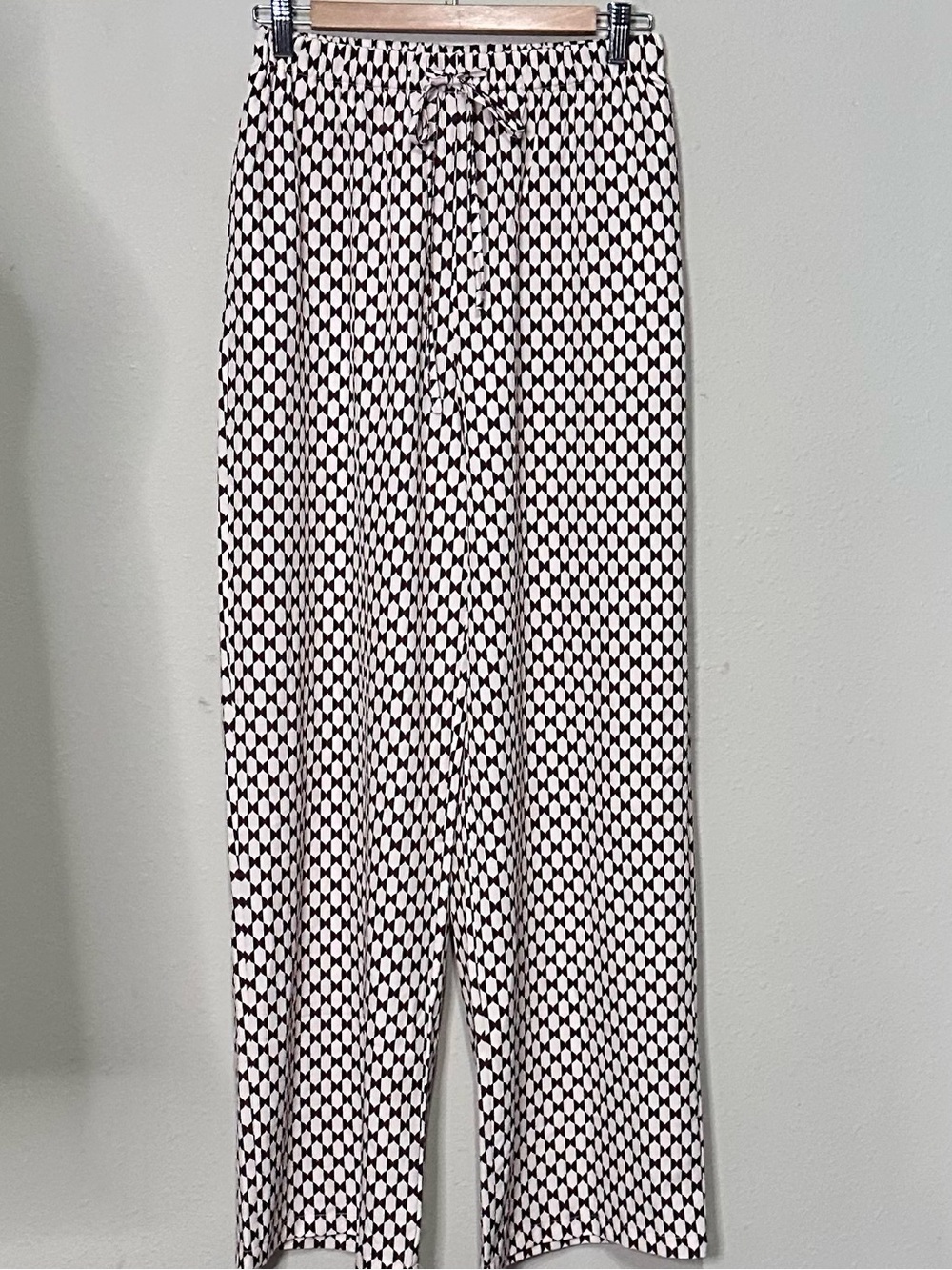 Commense | 2 piece set geometric print top & bottom (M) - Picture 7 of 15